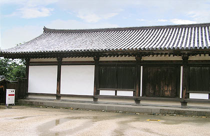 Houryuuji Denpoudou 法隆寺伝法堂 (Nara)