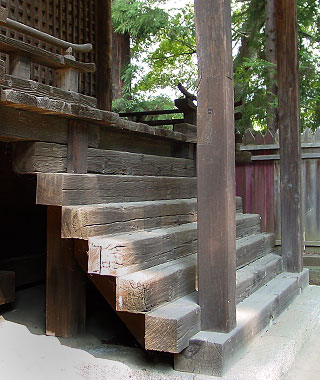 Kumano Jinja Honden 熊野神社本殿 (Yamanashi)
