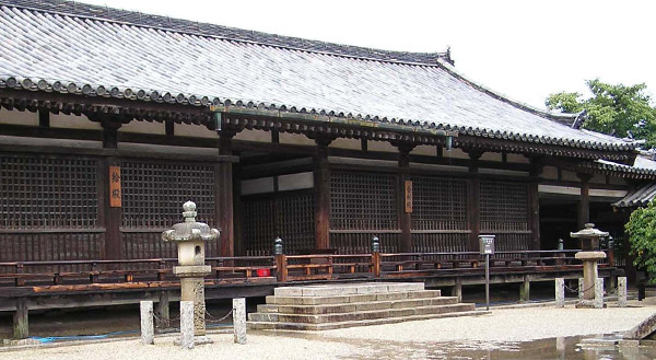 Shariden 舎利殿 (right) and Eden 絵殿 (left):Houryuuji Touin 法隆寺東院 (Nara)