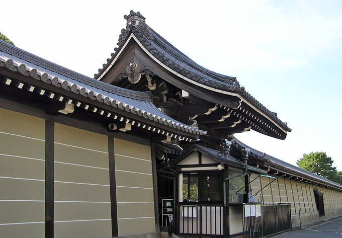 Kyoto Gosho Seishomon 京都御所清所門 (Kyoto)